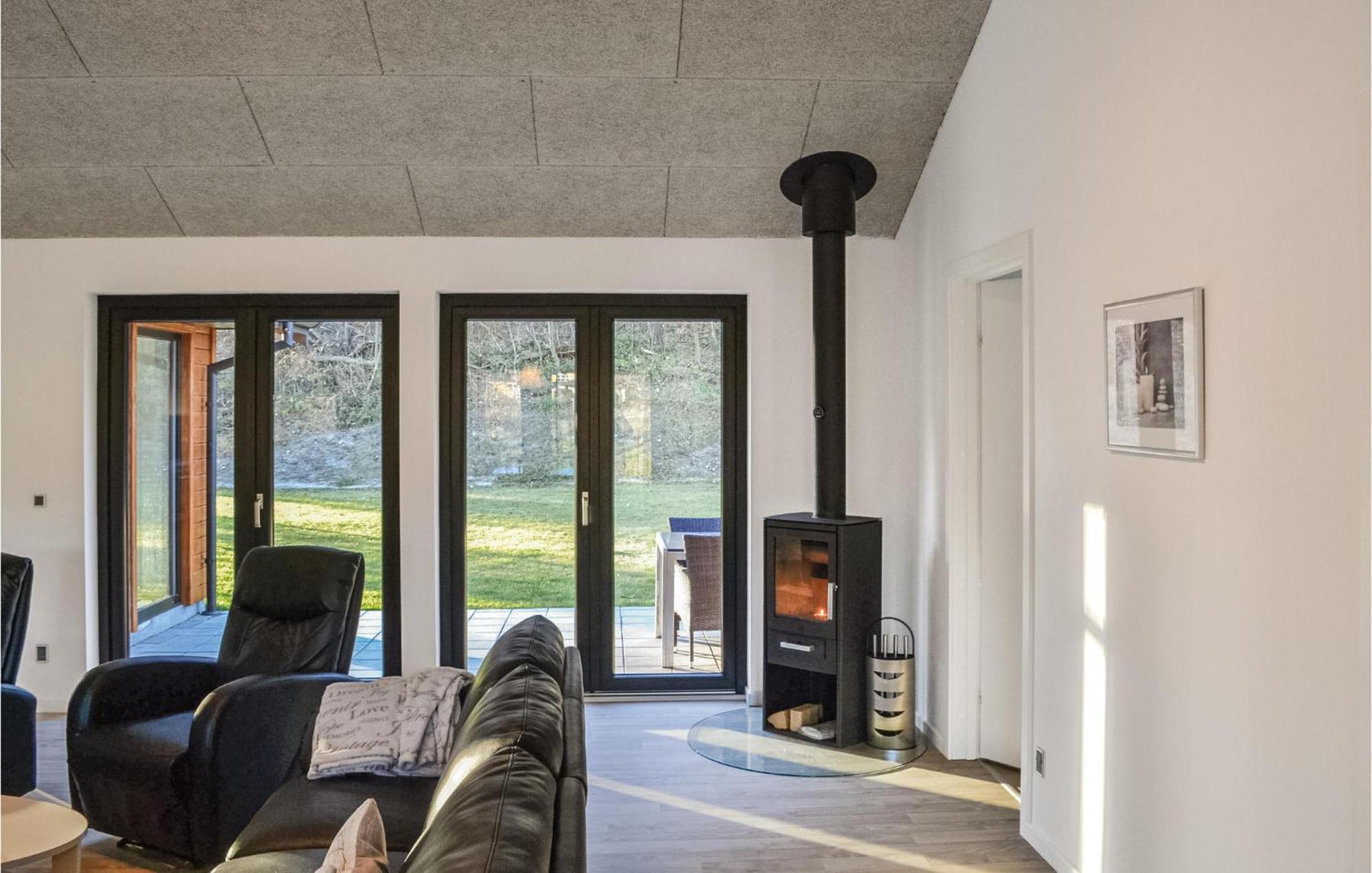 Amazing Home In Ebeltoft With Indoor Swimming Pool Zewnętrze zdjęcie