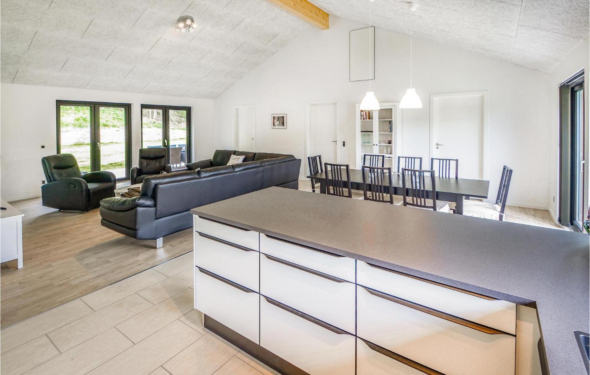 Amazing Home In Ebeltoft With Indoor Swimming Pool Zewnętrze zdjęcie